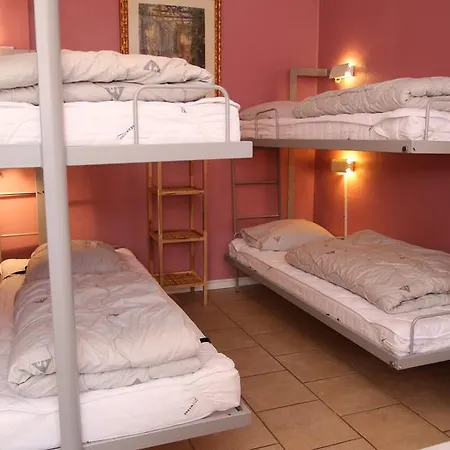Danhostel Vollerup Хостел *
